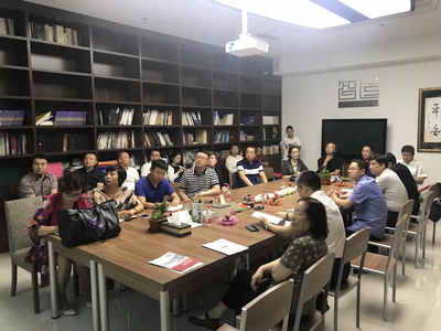 保定市廣告協(xié)會(huì)組團(tuán)赴省廣告協(xié)會(huì)考察交流