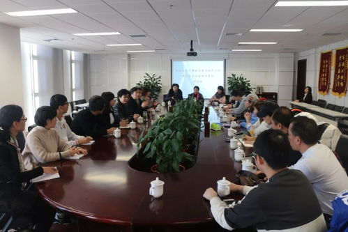 中央文化和旅游管理干部學(xué)院組織全國(guó)文化干部素質(zhì)提升工程 群眾文化活動(dòng)組織策劃培訓(xùn)班學(xué)員到海淀北部文化中心參觀研討