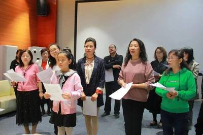 敦煌圖書館朗讀、配音愛好者積極準備“慶國慶·迎中秋”誦讀節(jié)目