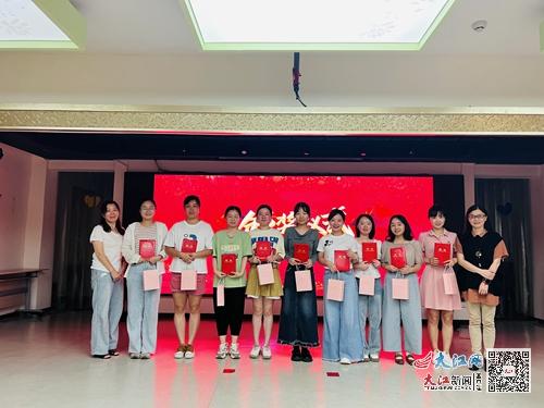 九江市中心幼兒園開展 正新杯 教師簡(jiǎn)筆畫比賽活動(dòng) 組圖
