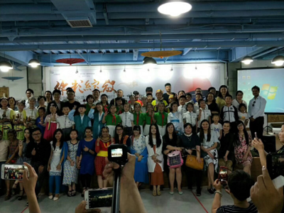 華彩綻放--36名在華文化使者和留學(xué)生走進(jìn)海淀體驗(yàn)非遺文化